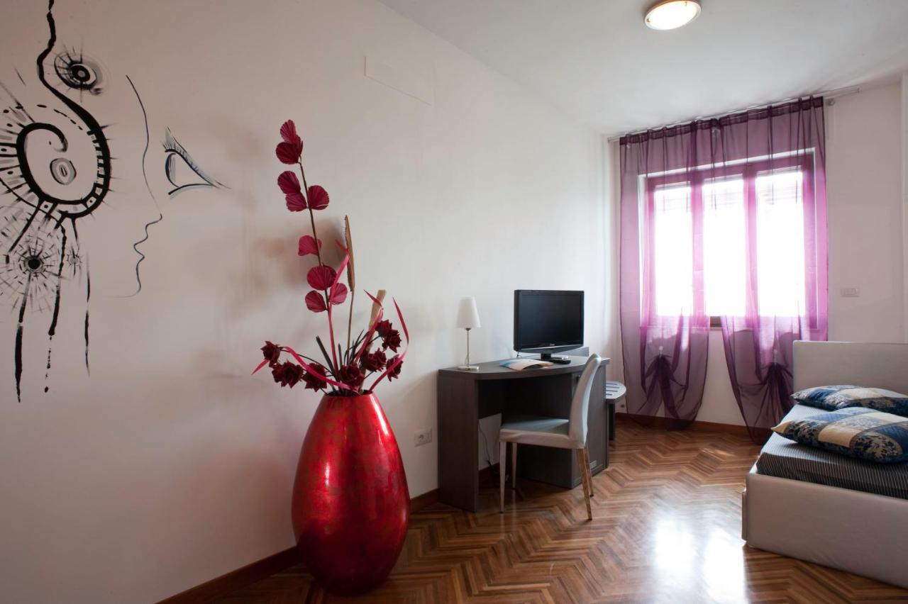 Hotel Astoria Fermo Bagian luar foto