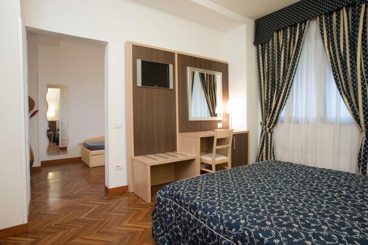Hotel Astoria Fermo Bagian luar foto