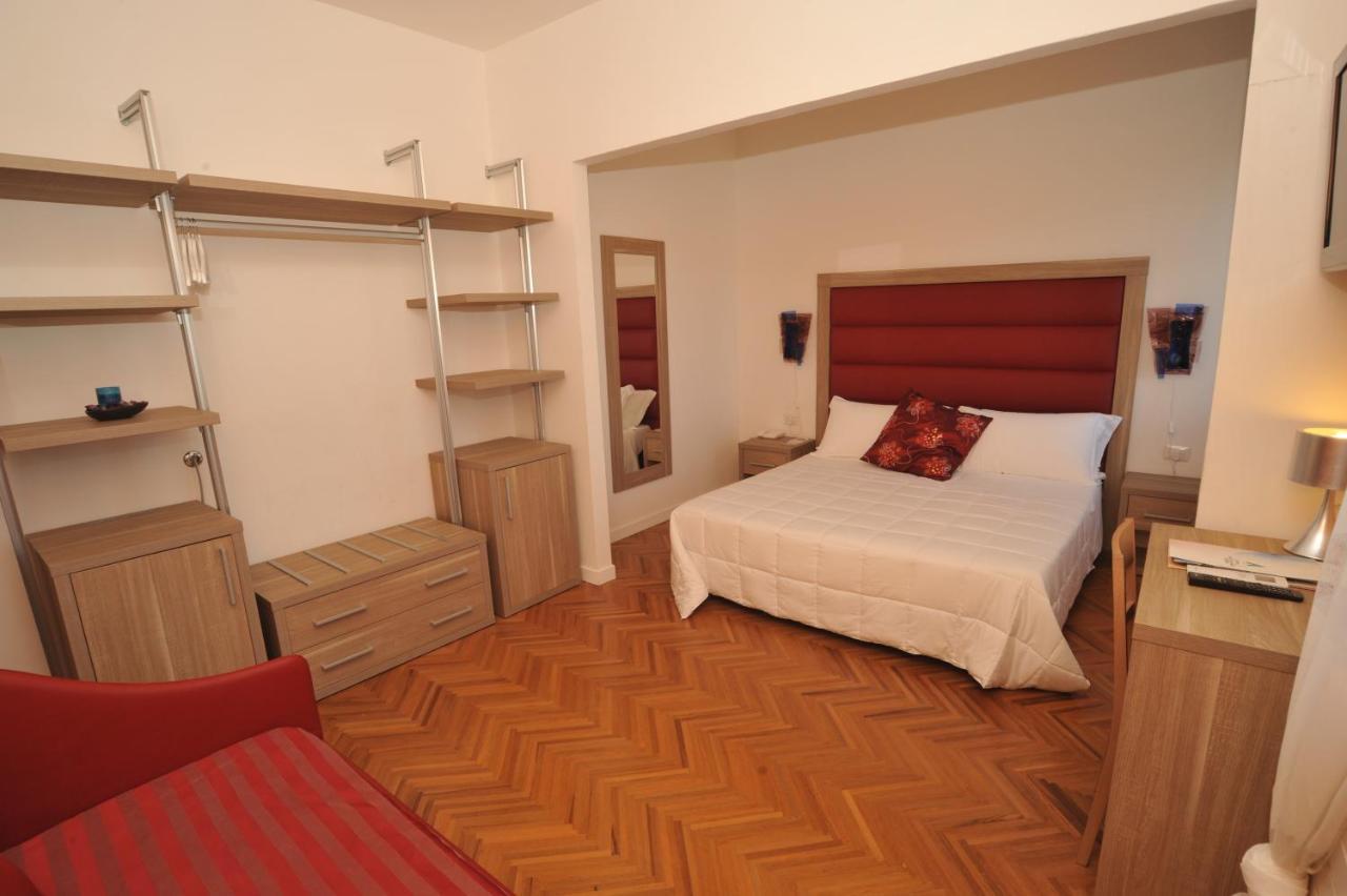 Hotel Astoria Fermo Bagian luar foto