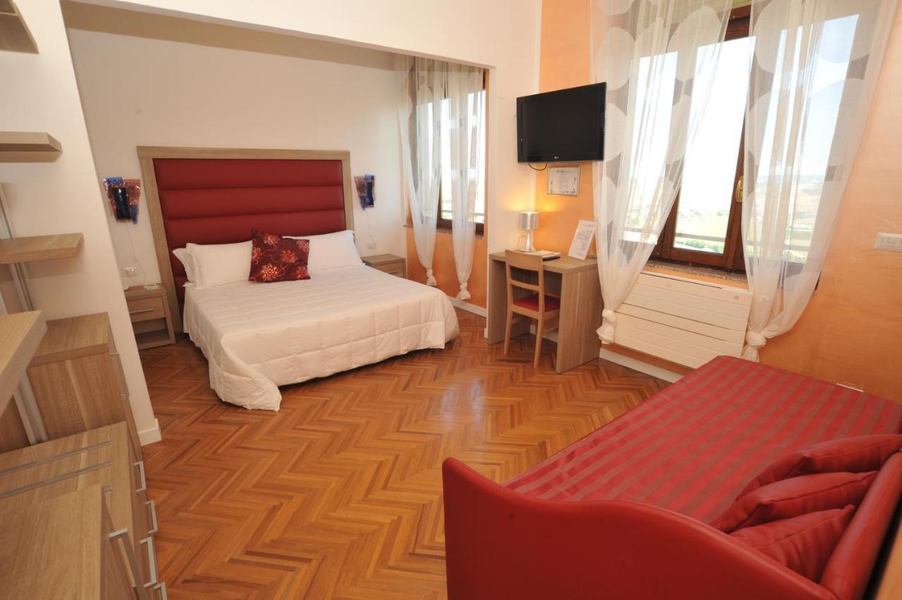 Hotel Astoria Fermo Bagian luar foto